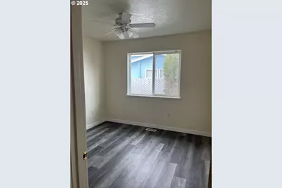 1382 SW Riverhill Dr, Hermiston, OR 97838 - Photo 11