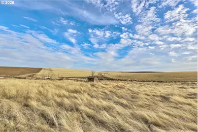 62722 Hart Rd, Moro, OR 97039 - Photo 11