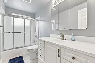 11612 SW 49th Ave, Portland, OR 97219 - Photo 13