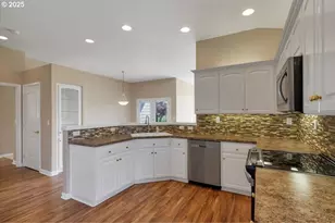 778 SE St Andrews Ln, Dallas, OR 97338 - Photo 11