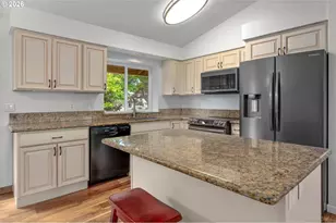 2960 SE 5th St, Gresham, OR 97080 - Photo 3