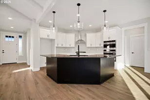 2039 SE 10th Pl, Canby, OR 97013 - Photo 3