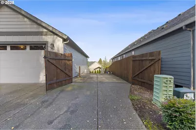 520 NW 117th St, Vancouver, WA 98685 - Photo 33