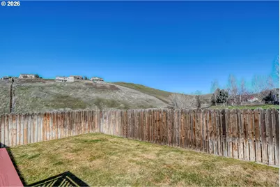 2175 NW Gilliam Ave, Pendleton, OR 97801 - Photo 33