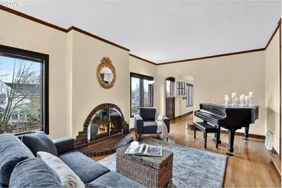 2207 NE Ridgewood Dr, Portland, OR 97212 - Photo 7