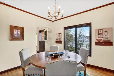 2207 NE Ridgewood Dr, Portland, OR 97212 - Photo 13