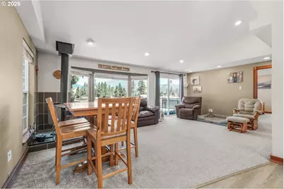 216 Terrace Dr, Glide, OR 97443 - Photo 5