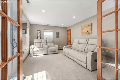 216 Terrace Dr, Glide, OR 97443 - Photo 11
