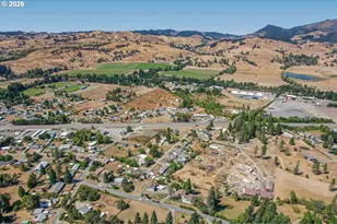216 Terrace Dr, Glide, OR 97443 - Photo 43