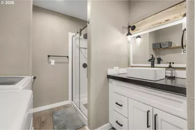 216 Terrace Dr, Glide, OR 97443 - Photo 31