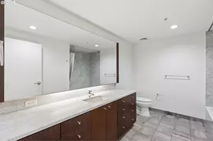 2538 NW Thurman St, Portland, OR 97210 - Photo 15