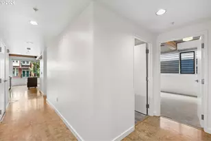 2538 NW Thurman St, Portland, OR 97210 - Photo 19