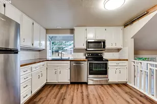 2665 E Wilshire Dr, Eugene, OR 97405 - Photo 11