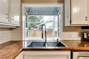 2665 E Wilshire Dr, Eugene, OR 97405 - Photo 13