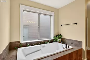 8254 SW 74th Ave, Portland, OR 97223 - Photo 17