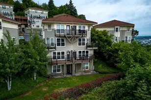 232 NW Uptown Terrace, Portland, OR 97210 - Photo 3