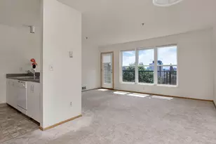 232 NW Uptown Terrace, Portland, OR 97210 - Photo 5