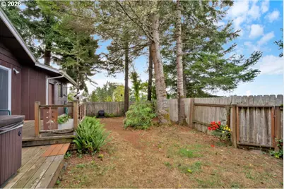 600 Queens Ct, Lakeside, OR 97449 - Photo 23