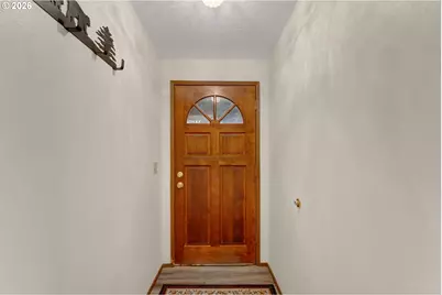 600 Queens Ct, Lakeside, OR 97449 - Photo 3