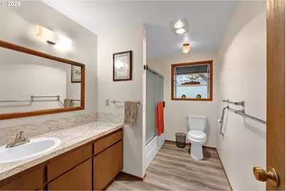 600 Queens Ct, Lakeside, OR 97449 - Photo 13