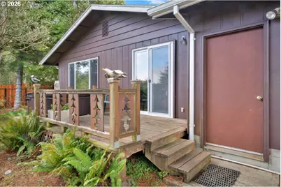 600 Queens Ct, Lakeside, OR 97449 - Photo 21