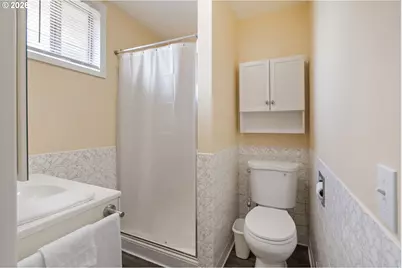 6104 NE Willow St, Portland, OR 97213 - Photo 15