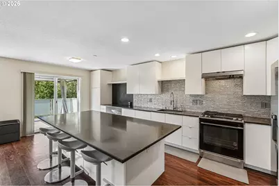 5700 NE 82nd Ave #L61, Vancouver, WA 98662 - Photo 9