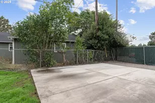 604 Holmes Ln, Oregon City, OR 97045 - Photo 31