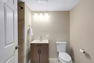 604 Holmes Ln, Oregon City, OR 97045 - Photo 15