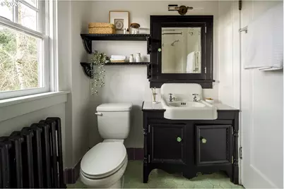 506 SW Hamilton St, Portland, OR 97239 - Photo 23