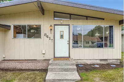 841 Washington St, Woodland, WA 98674 - Photo 3