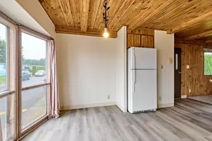 820 NW Wade St, Estacada, OR 97023 - Photo 9