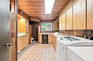17200 SE Valley View Rd, Milwaukie, OR 97267 - Photo 31