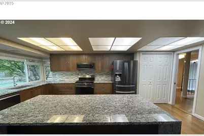 3890 NW 172nd Pl, Beaverton, OR 97006 - Photo 7