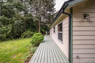 87444 Whistling Ln, Bandon, OR 97411 - Photo 35