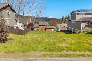 2860 May St, Hood River, OR 97031 - Photo 1