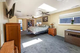 1294 Satre St, Eugene, OR 97401 - Photo 27