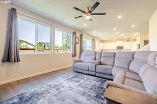 235 Walnut St, Mount Angel, OR 97362 - Photo 7