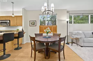 347 Rustic Pl, Eugene, OR 97401 - Photo 17