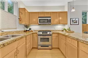 347 Rustic Pl, Eugene, OR 97401 - Photo 11