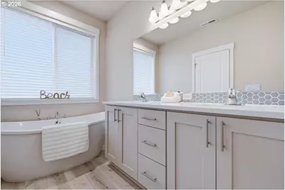 1121 NE 19th Way, Battle Ground, WA 98604 - Photo 17