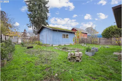 414 N 2nd St, Jefferson, OR 97352 - Photo 39