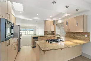 6903 SE Riverside Dr, Vancouver, WA 98664 - Photo 17