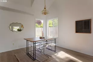 13017 SW Tearose Way, Portland, OR 97223 - Photo 7