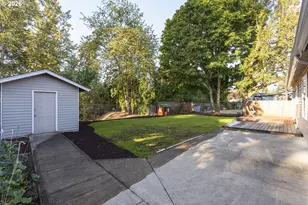 9705 NE Burton Rd, Vancouver, WA 98662 - Photo 33