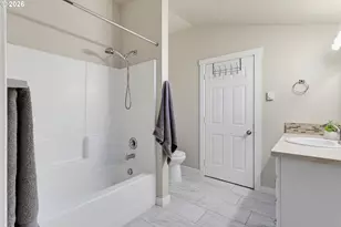 9705 NE Burton Rd, Vancouver, WA 98662 - Photo 21