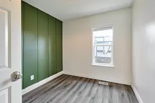 1006 Well St, Silverton, OR 97381 - Photo 17