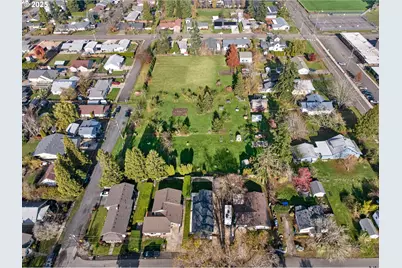 1006 Well St, Silverton, OR 97381 - Photo 33