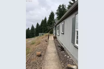 27020 SW Regia Dr, Sheridan, OR 97378 - Photo 3