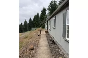 27020 SW Regia Dr, Sheridan, OR 97378 - Photo 3